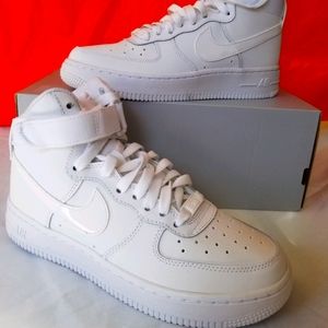 Nike air force 1.    5y or 6.5 womens